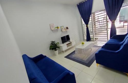 Perak Tengah District Casa | FIRASH HOMESTAY AT SERI ISKANDAR