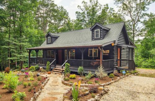 Rutherfordton Casa | Fire Pit and BBQ Lake Lure Cabin with Outdoor Oasis!