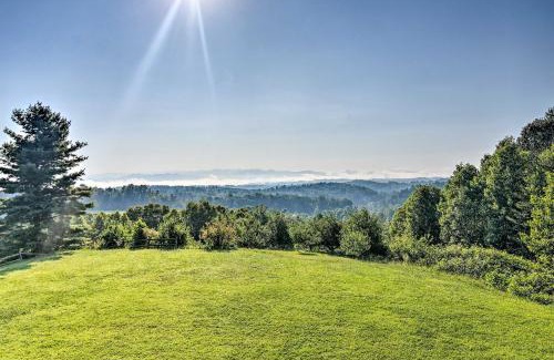 Marshall Casa | Fire Pit and Game Room Marshall Getaway with Views!