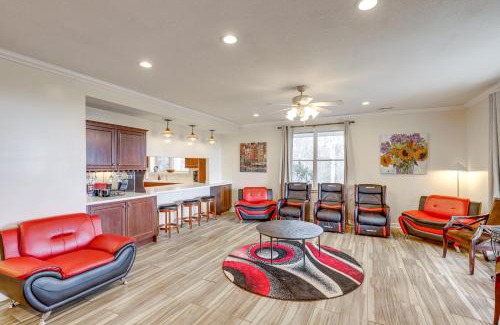 Marshall Casa | Fire Pit and Game Room Marshall Getaway with Views!
