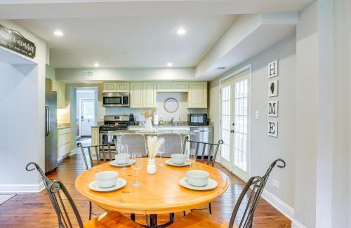 St. Charles Casa | Fire Pit and Grill Family Home on Fox River Trail!