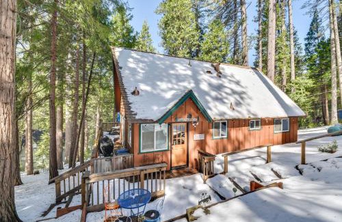 Glencoe Casa | Fire Pit and Lake Access Dreamy California Cabin!