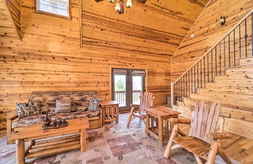 Burnsville Casa | Fire Pit and Views Picturesque Cabin in Burnsville!