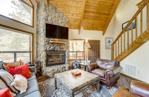 Munds Park Casa | Fire Pit and Wraparound Porch Munds Park Cabin!