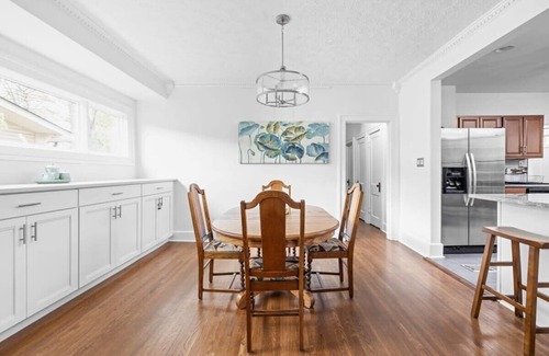 Meridian-Kessler Casa | Fire Pit, Corn-Hole, Grill, Piano | Bungalow Near Broad Ripple