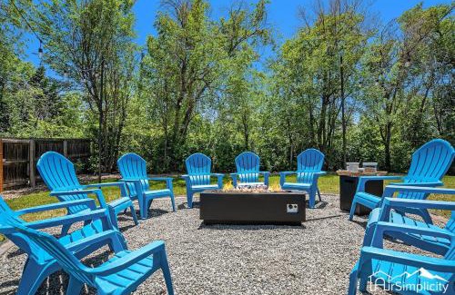 Westminster Casa | Fire Pit Funhouse 2 Master Suites Game Rm
