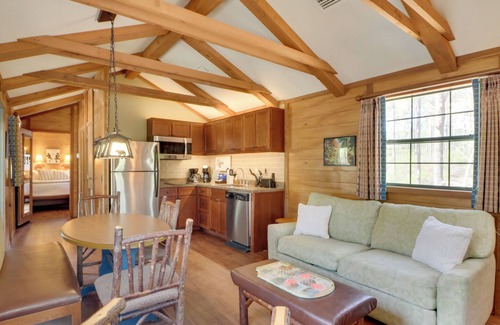 Heflin Cabina | Fire Pit + Lake Access: Cabin Retreat in Heflin