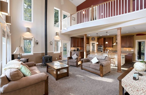 Lummi Island Casa | Fire pit, On-Site Hiking. Private, Calm, Quiet and Peaceful