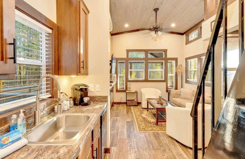 Mentone Casa | Firefly at Mentone w/ Hot Tub & Internet