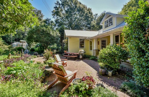 Tuscaloosa Casa | Firefly Garden - Urban family friendly Oasis near campus!