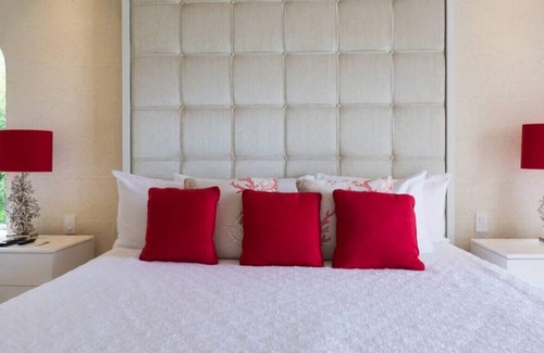 Halcyon Heights Villa | Firefly Lux by The Villa Life