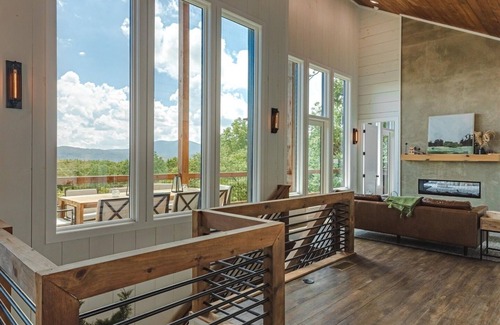 Cherry Log Cabina | Firefly Mountain: Blue Ridge's Best View off Aska!