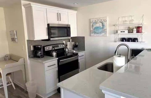 Cape Charles Casa | Firepit/BBQ, Minutes to Beach & Park | Deja Blu II