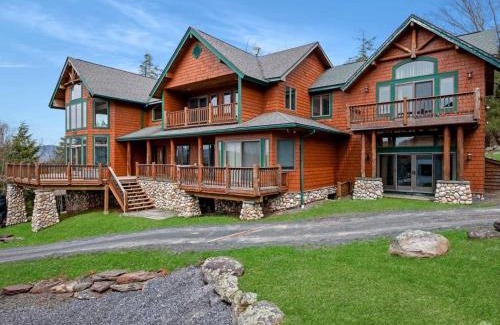 Windham Casa | Fireplaces, Home Theater, Ski-In Out Windham Lodge