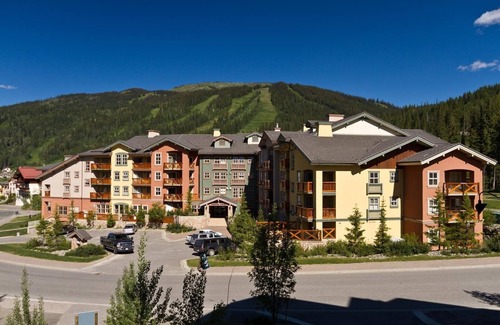 Sun Peaks Condominio | Fireside Lodge #419 By Bear Country