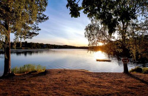 Farsta Casa | Fireside Lodge near Golf, Ski & Lake