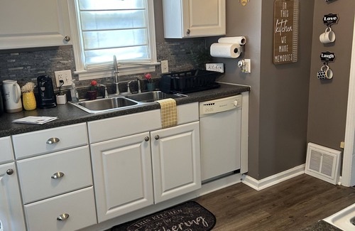 Firestone Park Casa | Firestone Park Hideaway