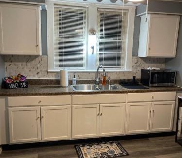 Firestone Park Casa | Firestone Park Home Oasis