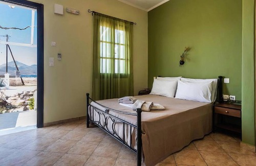 Milos Casa | Firiki Studios