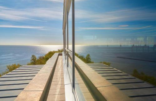 Sellin Apartamento | FIRST Avalon