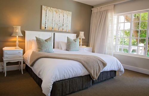 Summerstrand Casa | First Avenue Guesthouse