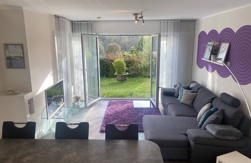 Zweifall Apartamento | Apartamento de primera clase con una hermosa vista, jardín de invierno, jardín y mucho más.