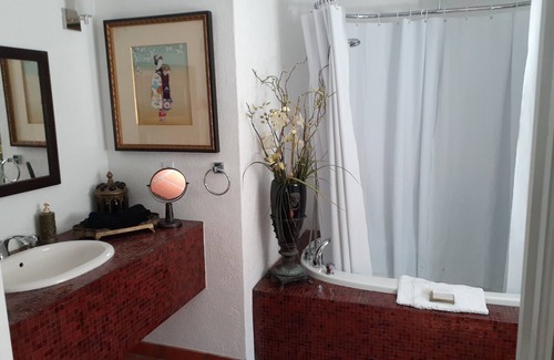 Old Northwood Cabaña | First Class Accommodations in West Palm Beach Florida - Unit Number #1