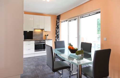 Meidling Apartamento | First-Class-Apartments Schoenbrunn, con 2 habitaciones y un balcón, 100 m2