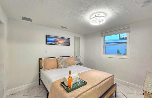 Town N County Park Apartamento | First Class Landing, 2BR, 7 TPA Airport, AC, Free Pkng, Wine, Fast Wi-Fi