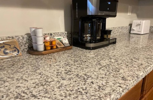 Western Branch North Apartamento | First Class Lvng - 2BR, 2BA, cool/cozy