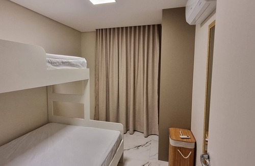 Sao Lourenco Apartamento | Apartamento de planta baja con camino a casa