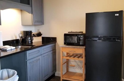 Edgecomb Apartamento | First floor comfort and convenience Sheepscot Harbour Studio #207
