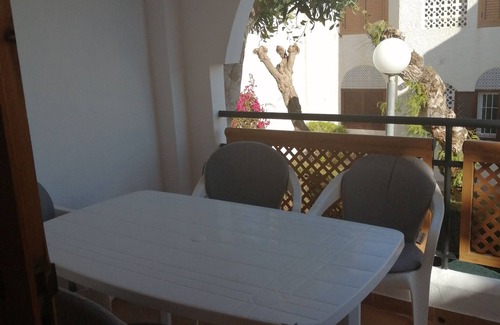 Puerto de Mazarrón Apartamento | First floor apartment with swimming pool in a quiet residential area.