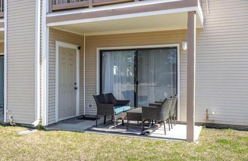 Little River Casa | First floor, Little River Condo with Pool 3 miles from beach