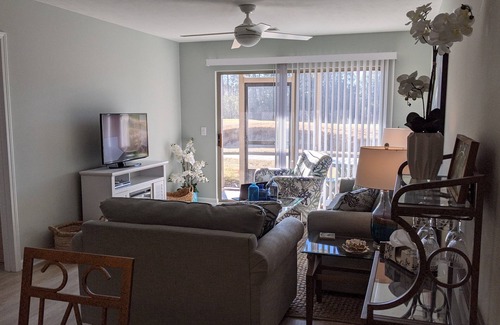 Pawleys Island Condominio | First floor on True Blue golf #17 green