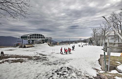 Wintergreen Apartamento | First-Floor Wintergreen Resort Condo with Balcony