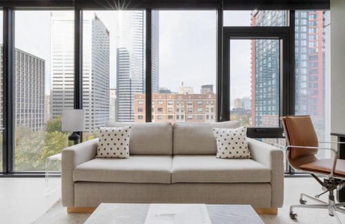 Downtown Seattle Apartamento | First Hill 1BR w Gym Patio Coworking SEA-435