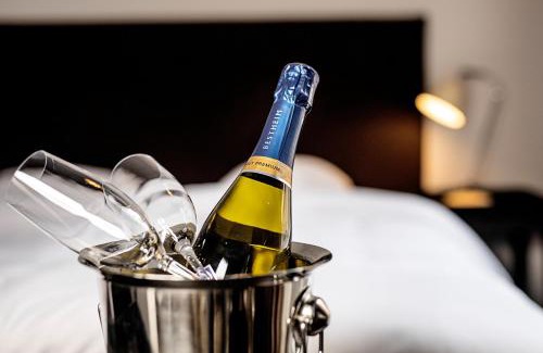 Odense Hotel | First Hotel Grand