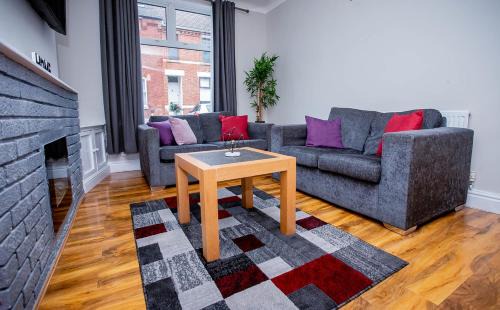 Kettering Casa | First house