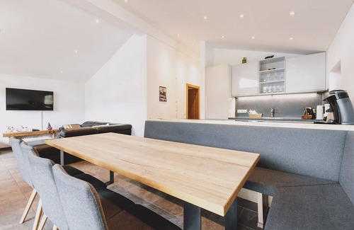 Kaprun Chalet De Esquí | First IN Mountain Chalet C, Terrace & sauna