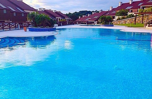 Balea Chalet De Esquí | PRIMERA LINEA PLAYA, SPA, PISCINAS, TENIS, PADEL, SQUASH, JARDÍN, PARQUE NIÑOS..