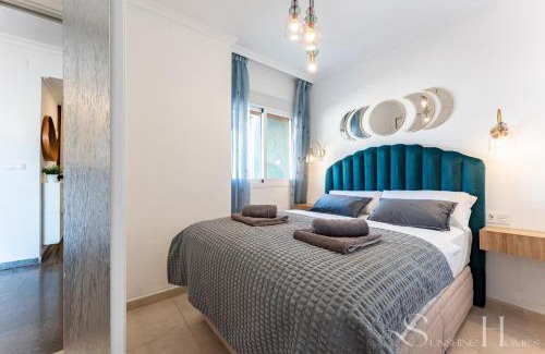 Carihuela Apartamento | First line , Cosy and Comfortable + Swimming pool
