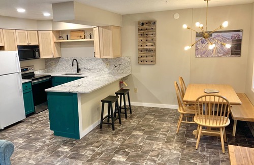 North Troy Condominio | First Tracks Jay Peak Ski-in Ski-out Condo