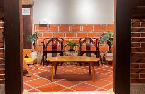 Jinhu Cama Y Desayuno | Firstfloor inn
