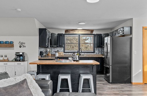 Markesan Casa | Fish All Day, Firepit Nights, Near Big Green