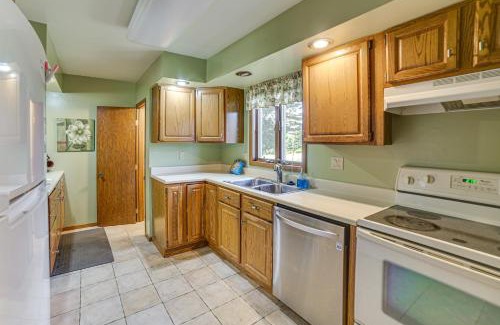 Burke Casa | Fish and Hike Small-Town Retreat 2 Mi to Burke Lake