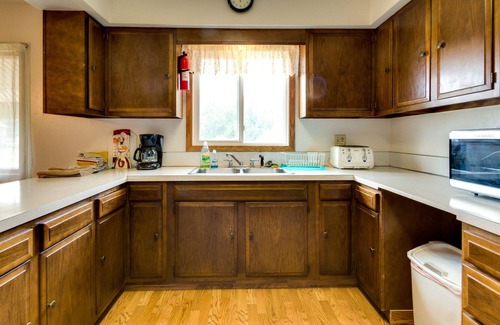 Devils Lake Casa | Fish Camp Lodging