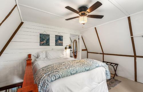 Fish Creek Casa | Fish Creek Farmhouse by Simple Life Rentals