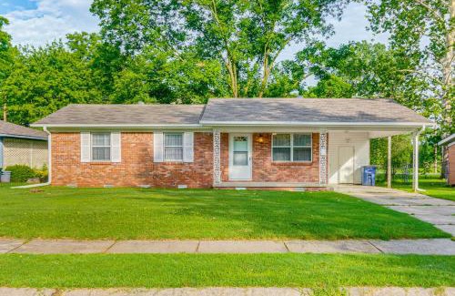 North Little Rock Casa | Fish, Hike and Relax North Little Rock Gem with Yard
