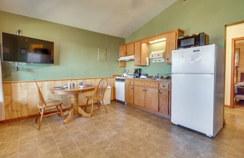 Mountain View Cabina | Fish, Hike & Unwind: Getaway in Mountain View!